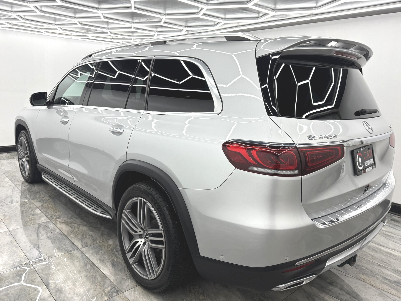 View vehicle photo 4