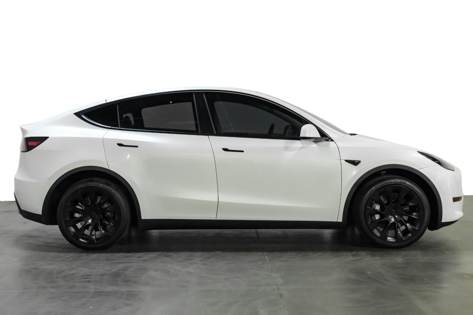 2024 Tesla Model Y Long Range AWD AutoPilot FullSelfDrivingComputer 4