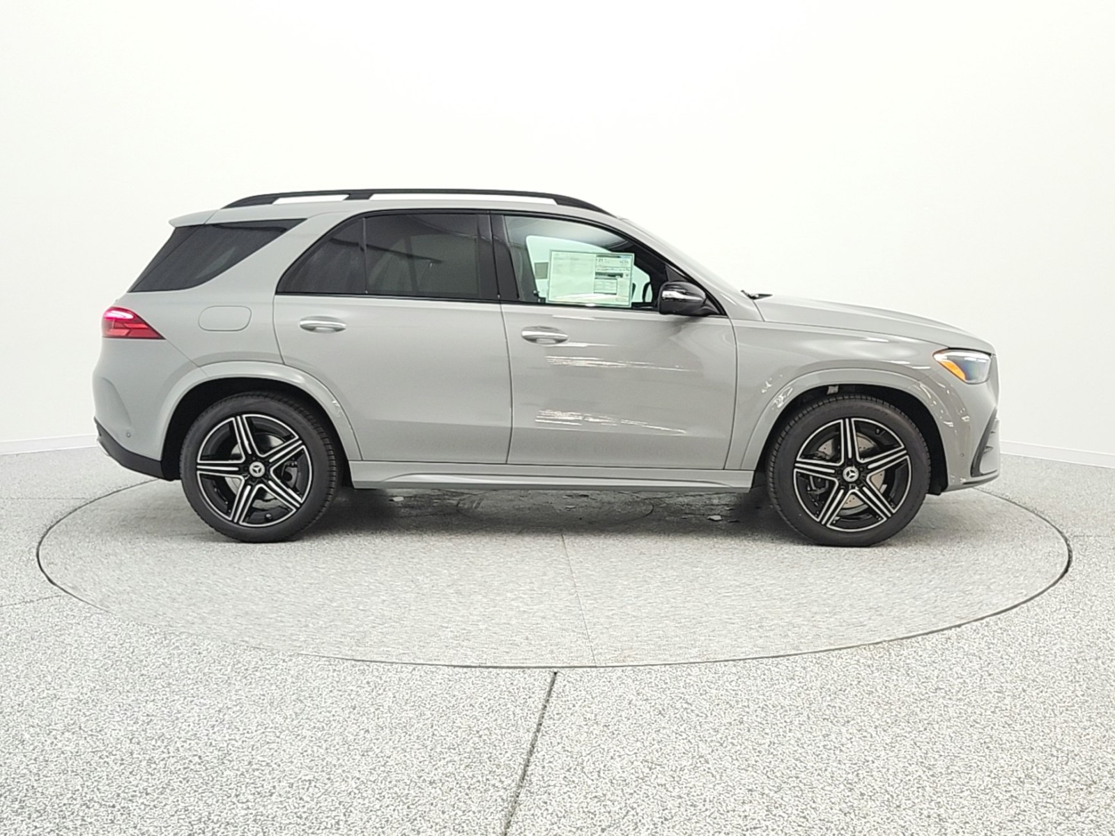 New 2026 MANUFAKTUR Alpine Grey Mercedes-Benz GLE 450 image 4