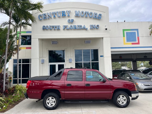 2004  Avalanche 1 FL LOW MILES 64,757 in , 