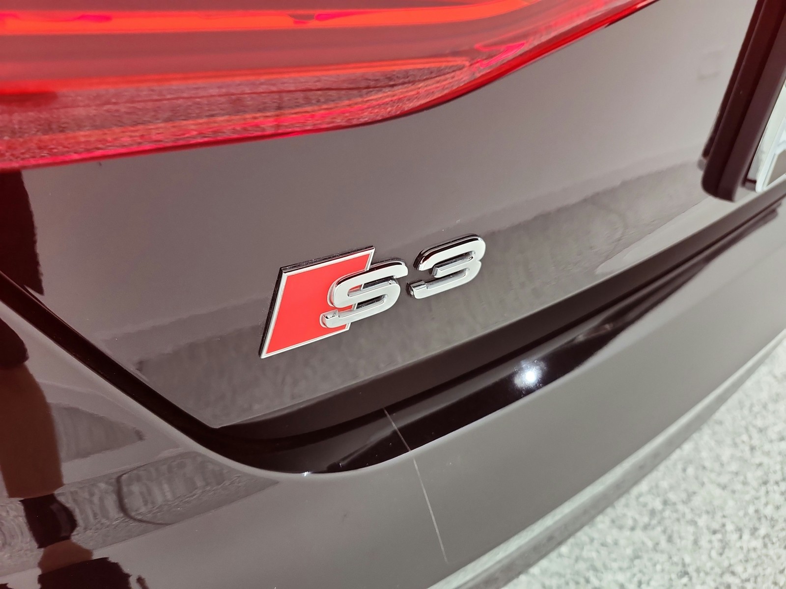 Used 2023 Mythos Black Metallic Audi Premium Plus 2.0 TFSI quattro image 24