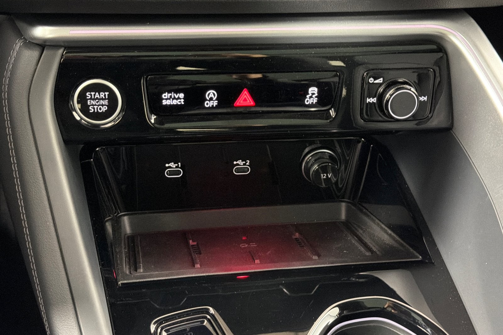 New 2025 Mythos Black Metallic Audi Premium Plus 2.0 TFSI quattro image 20