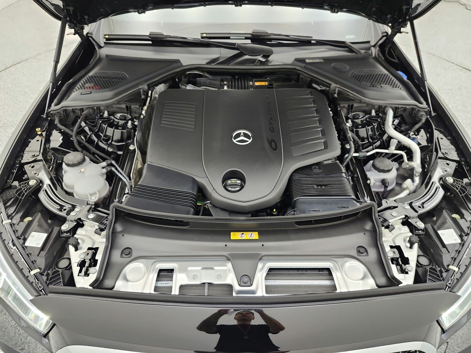 New 2027 Black Mercedes-Benz E 450 4MATIC® Sedan image 12