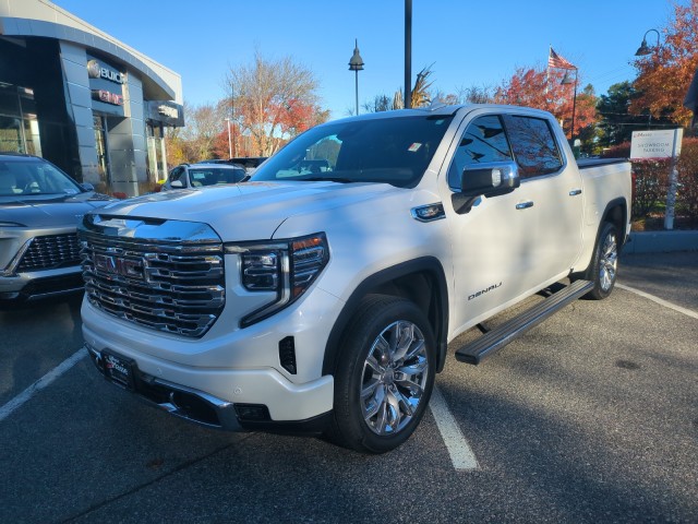 2023 GMC Sierra 1500 Denali 2