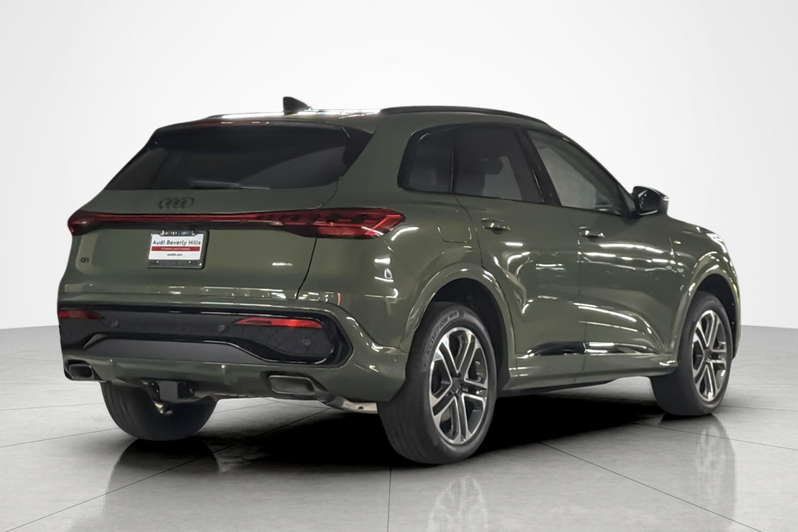 New 2026 District Green Metallic Audi Premium 2.0 TFSI quattro image 6