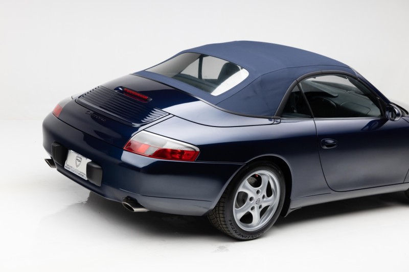 2000 Porsche 911 Carrera Carrera in , 