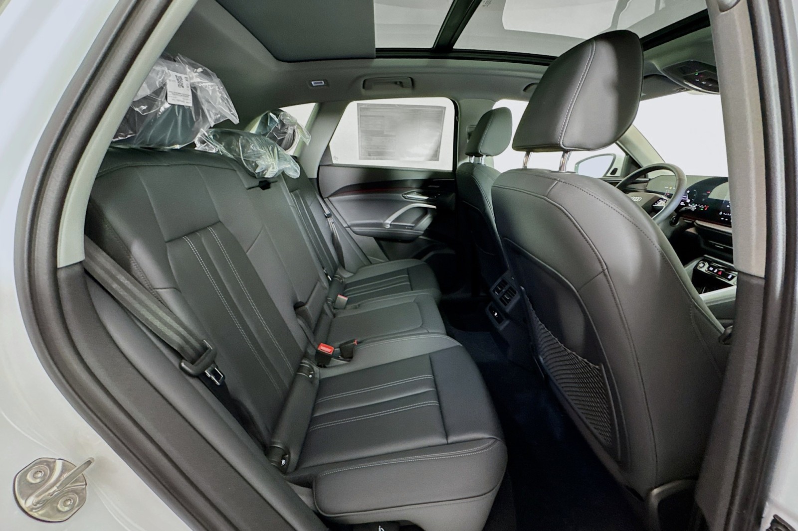 New 2025 Glacier White Metallic Audi Premium Plus 2.0 TFSI quattro image 25