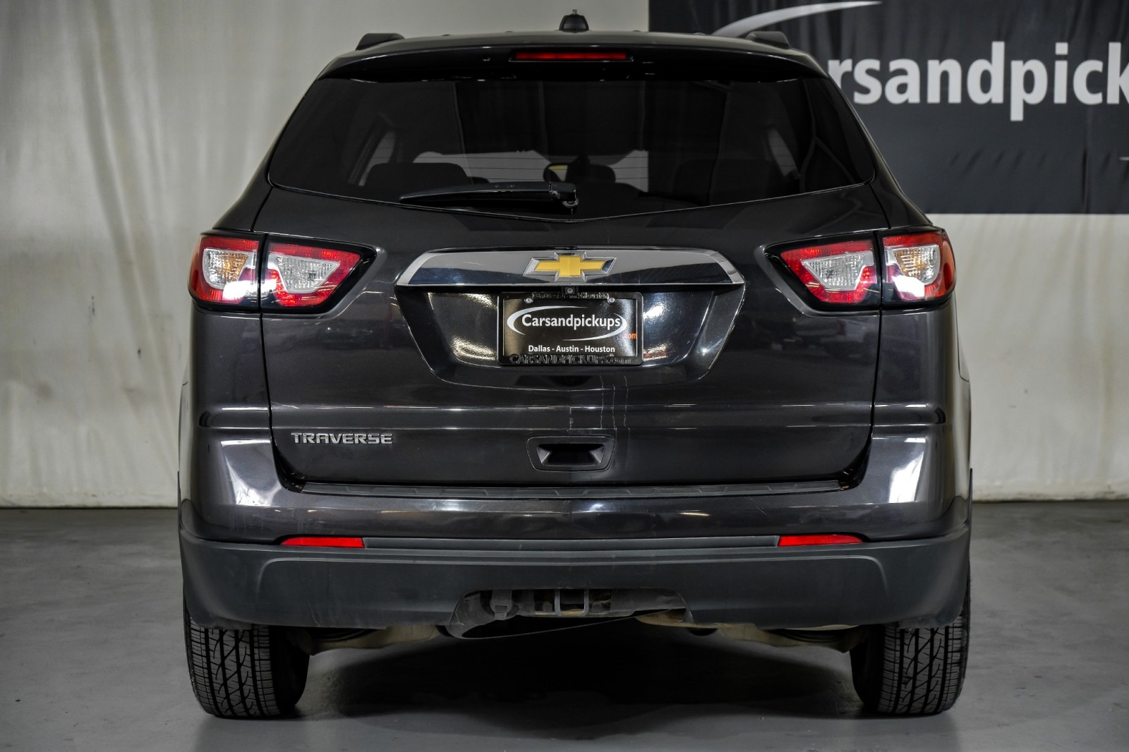 2017 Chevrolet Traverse LS 9