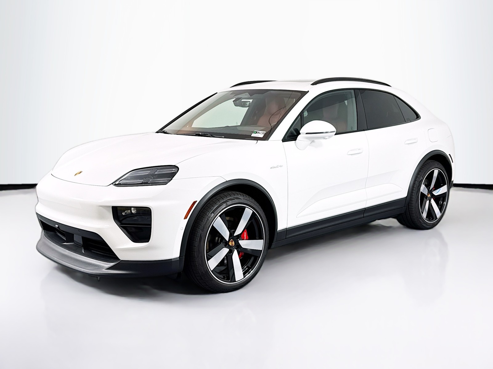 2025 Porsche Macan 2025 Porsche Macan Electric 4S SUV