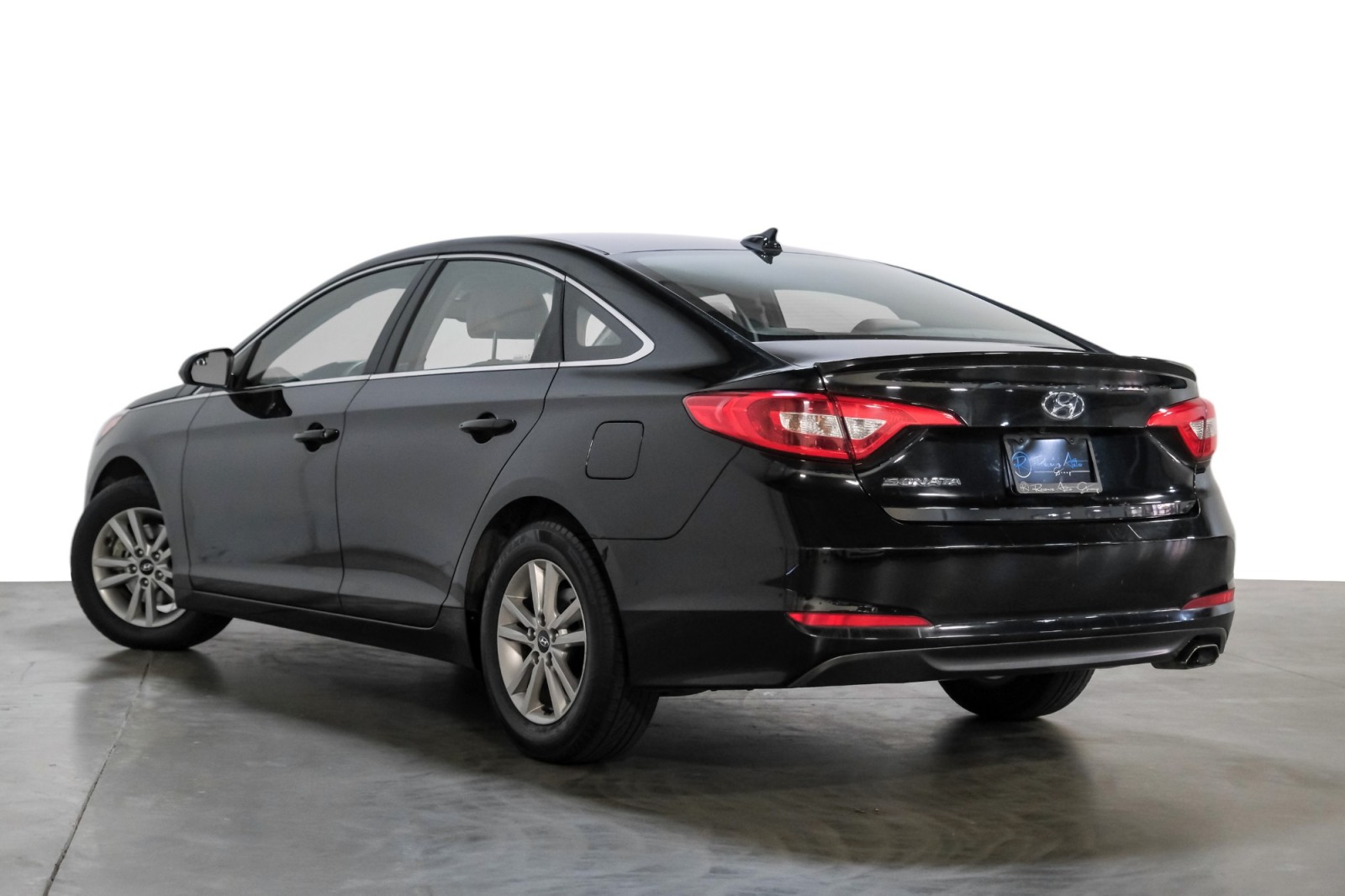 2016 Hyundai Sonata 2.4L SE 8