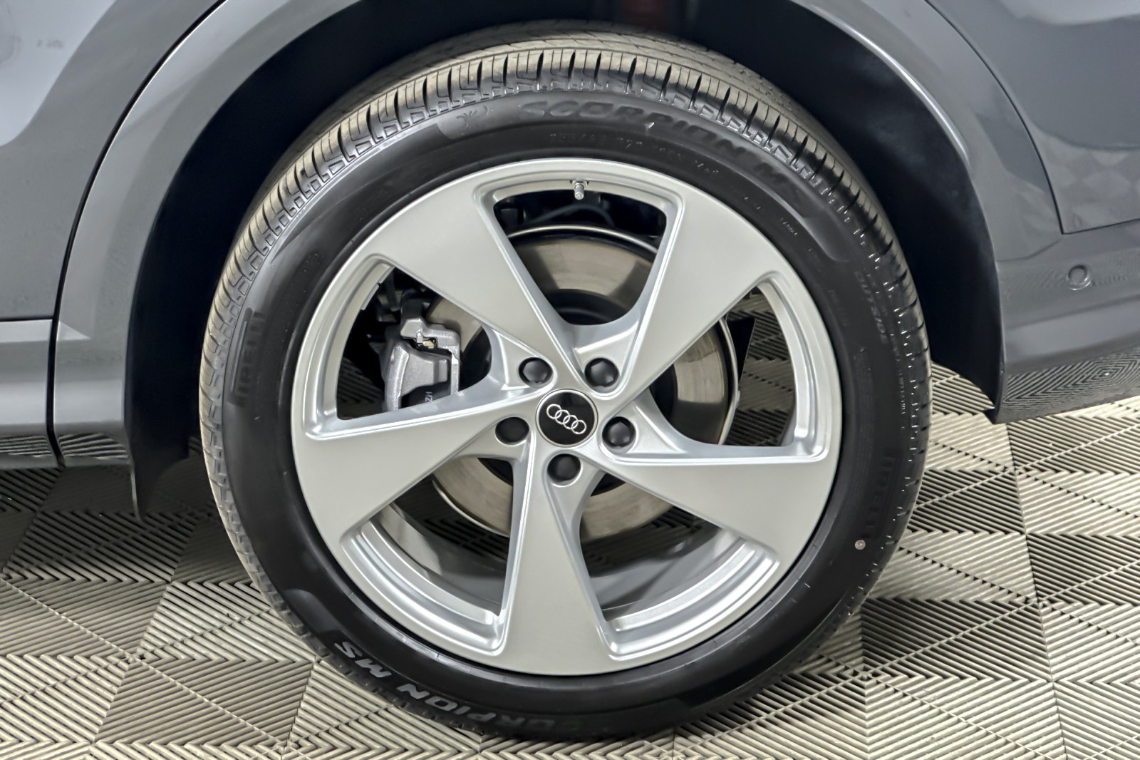 New 2026 Tambora Gray Metallic Audi Premium Plus 2.0 TFSI quattro image 26