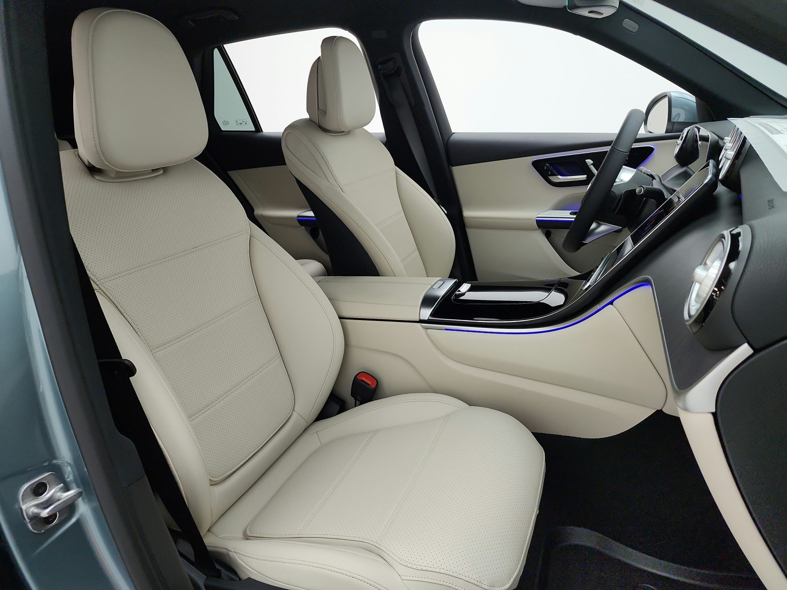 New 2026 Verde Silver Metallic Mercedes-Benz GLC 300 4MATIC® SUV image 14