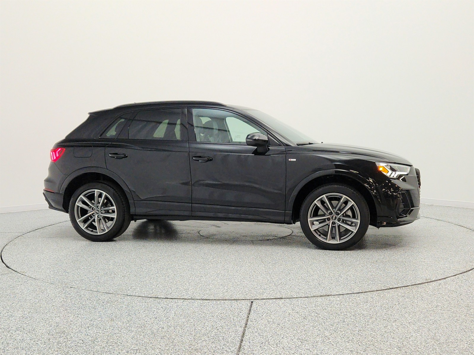 Used 2024 Mythos Black Metallic Audi S line Premium 45 TFSI quattro image 4