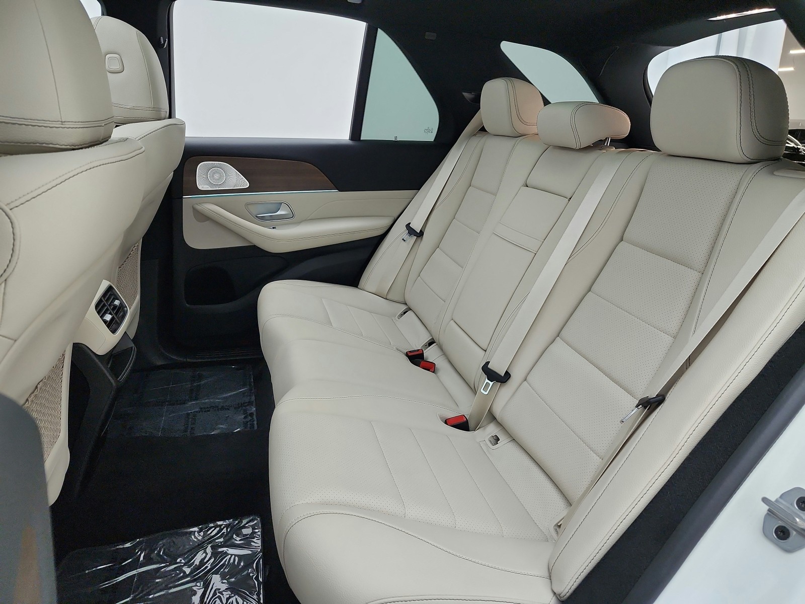 Used 2023 Polar White Mercedes-Benz GLE 350 SUV image 15