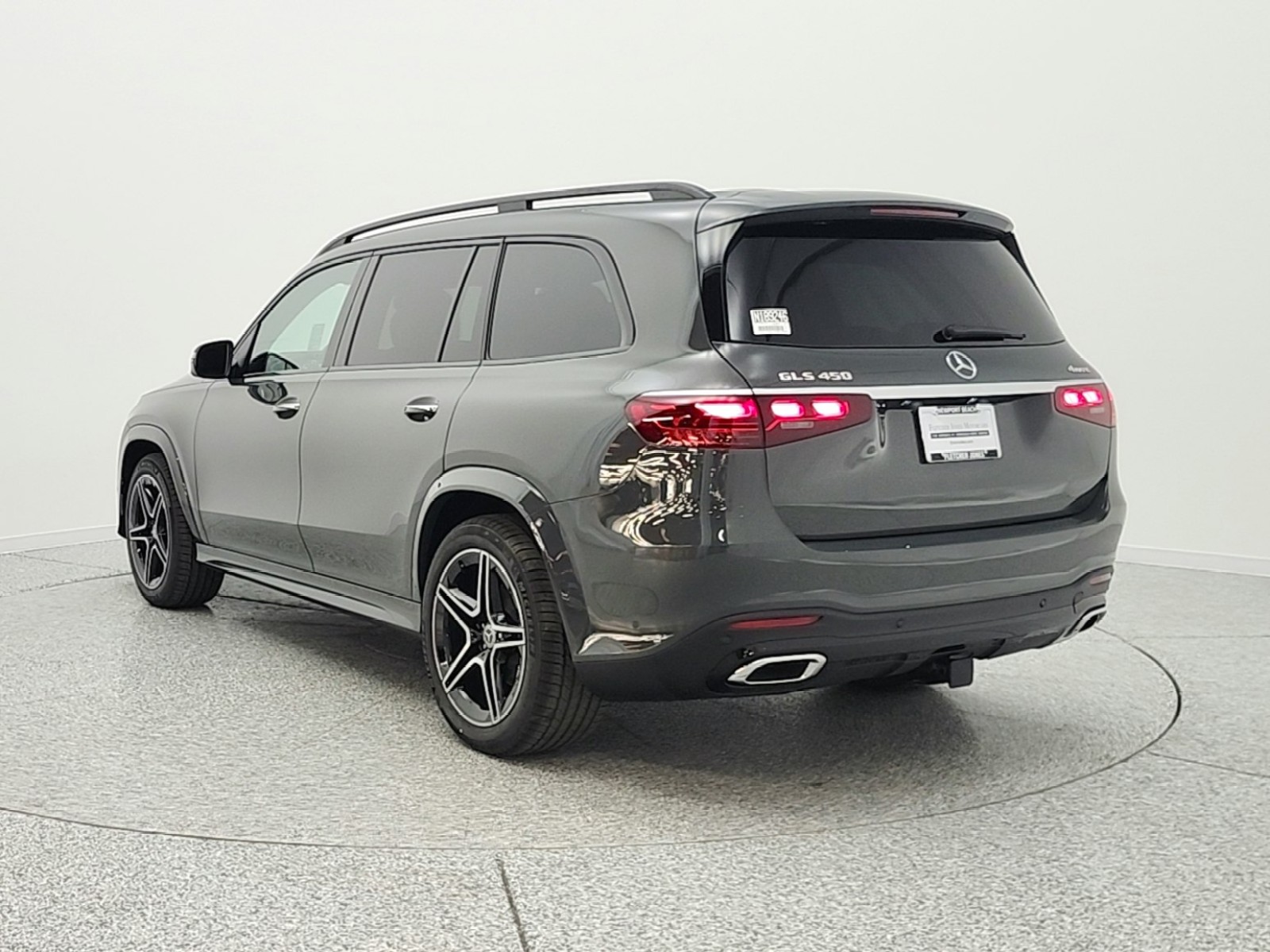 New 2026 MANUFAKTUR Signature Silicon Grey Mercedes-Benz GLS 450 4MATIC® SUV image 7