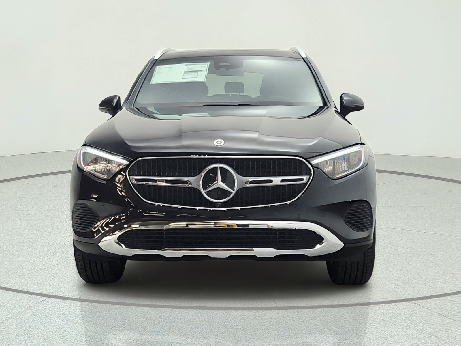 New 2027 Graphite Grey Metallic Mercedes-Benz GLC 300 SUV image 2
