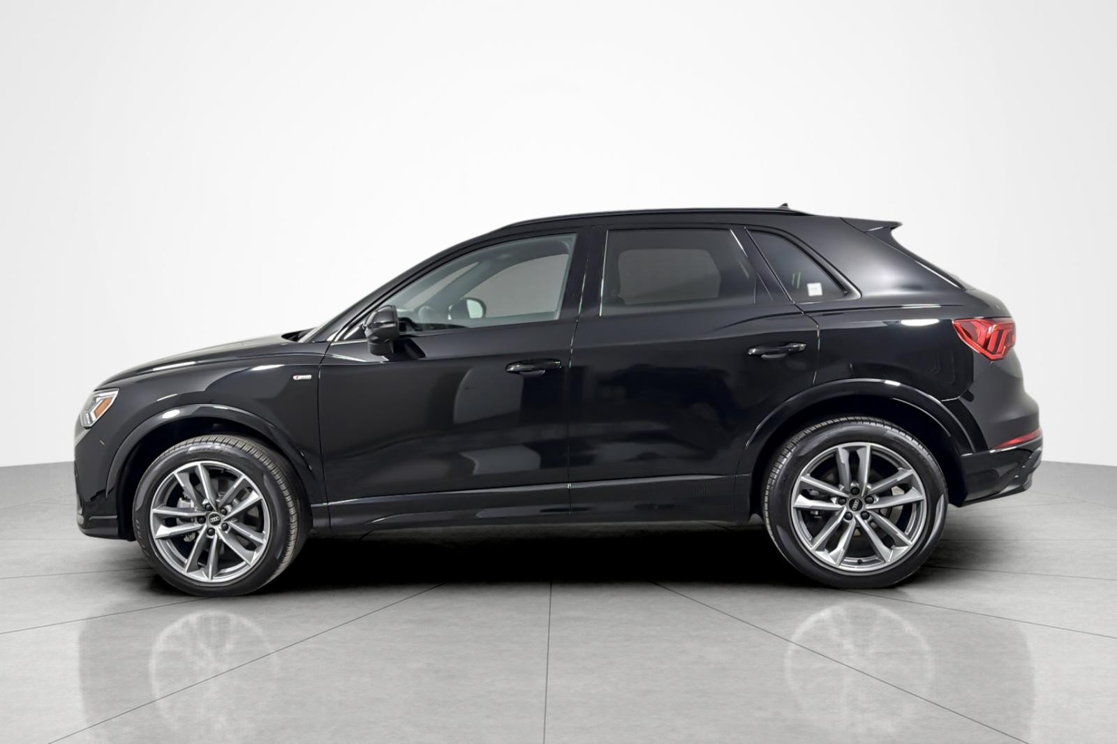 Used 2023 Mythos Black Metallic Audi S line Premium 45 TFSI quattro image 2