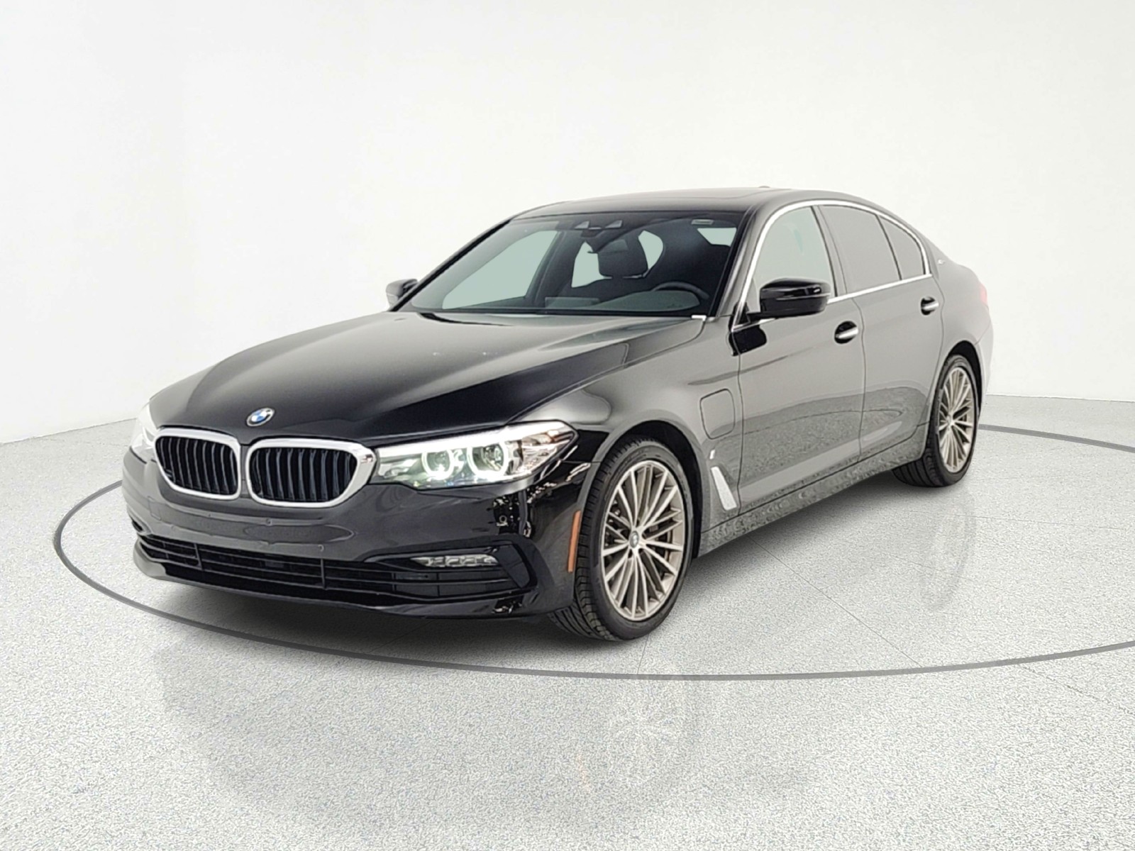 2018 BMW 5 Series 530e iPerformance Plug-In Hybrid