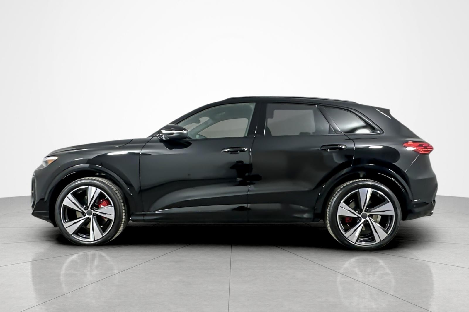 New 2026 Mythos Black Metallic Audi Premium Plus 3.0 TFSI quattro image 3