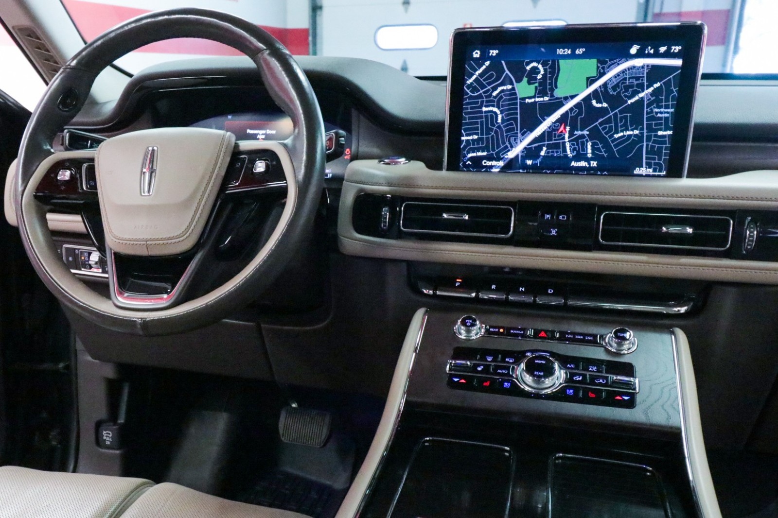 Used Car 2023 Lincoln Aviator  Grand Touring For Sale Under $50,000 In Austin, Texas