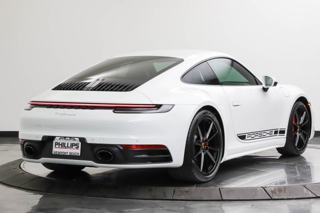 2021 Porsche 911 Carrera 5