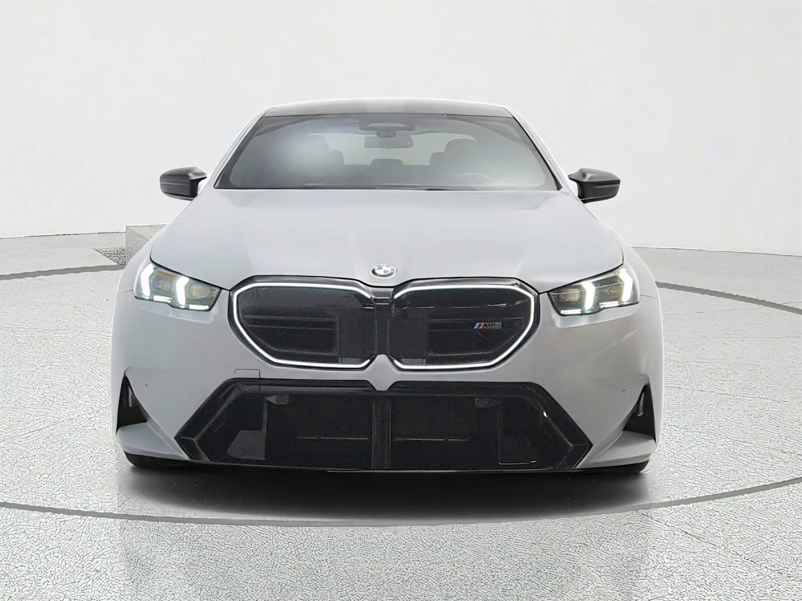 Used 2025 Brooklyn Grey Metallic BMW Sedan image 2
