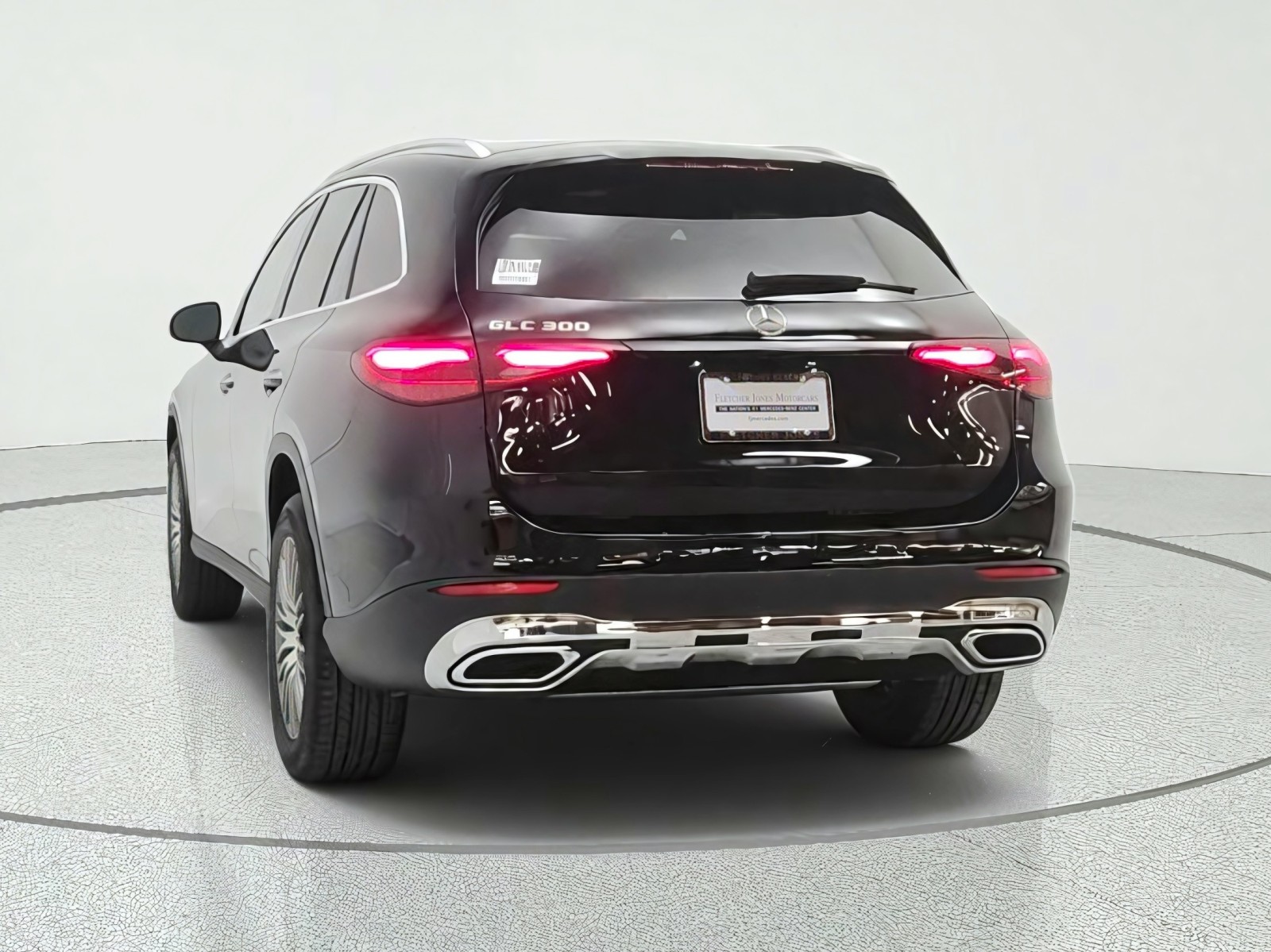 New 2027 Black Mercedes-Benz GLC 300 SUV image 6