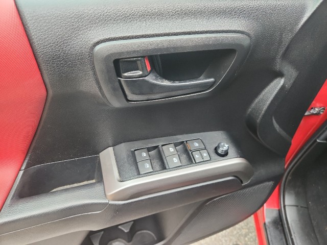 ToyotaTacoma 4WD17