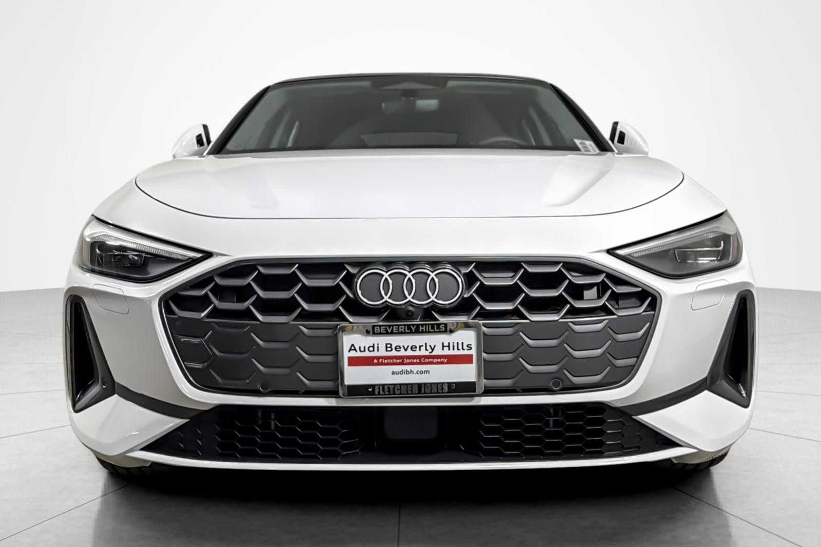 Used 2025 Arkona White Audi Premium 2.0 TFSI quattro image 8