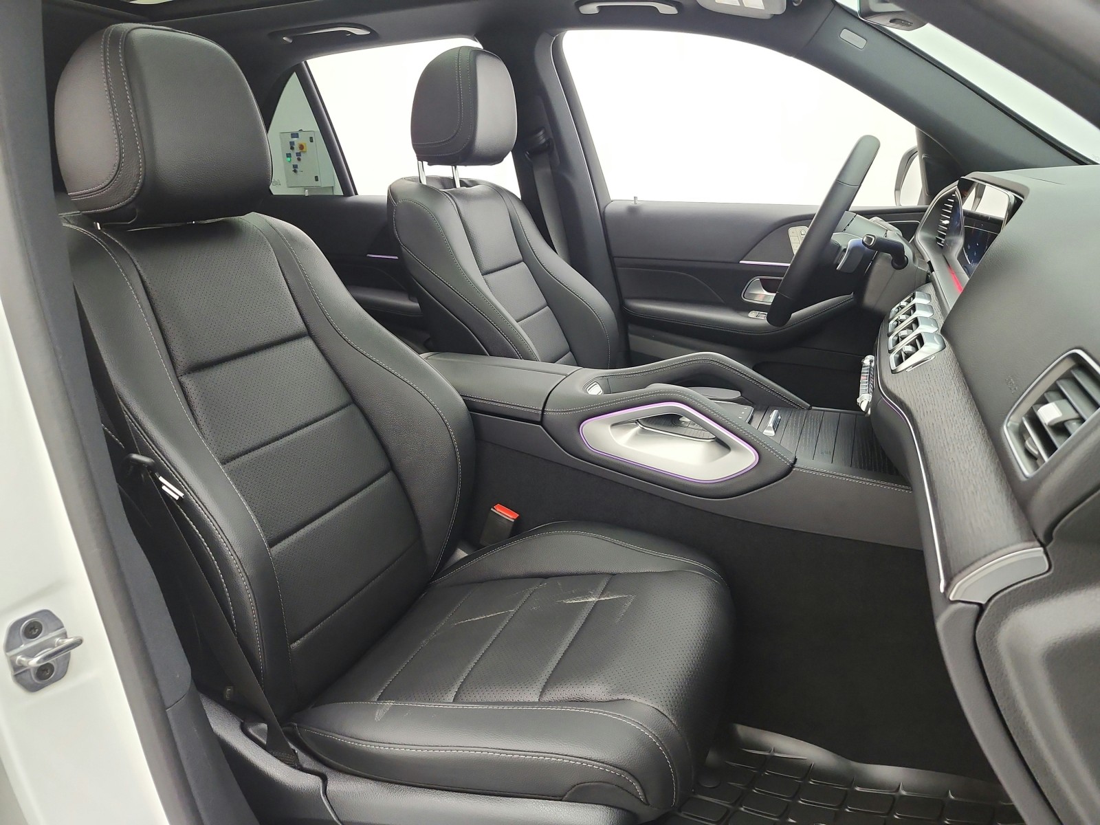New 2026 Polar White Mercedes-Benz GLE 350 SUV image 14