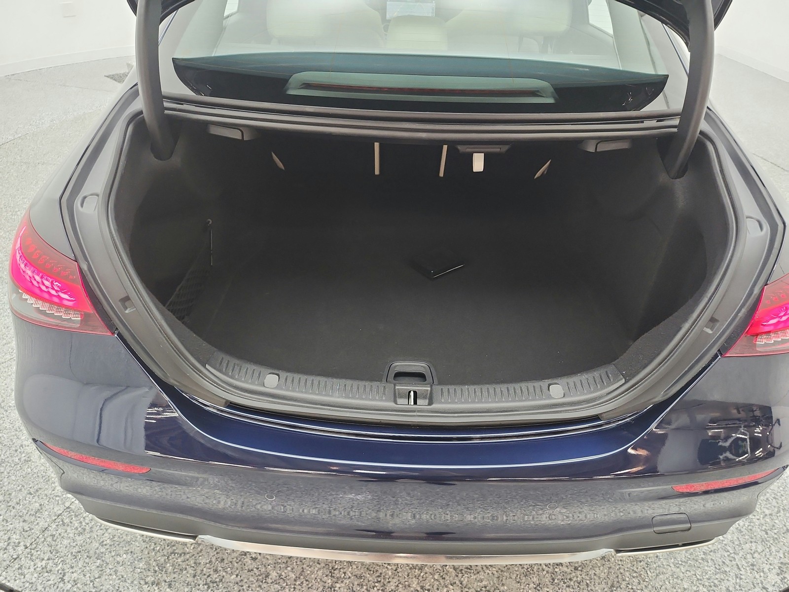 Used 2022 Nautical Blue Metallic Mercedes-Benz E 350 RWD Sedan image 23