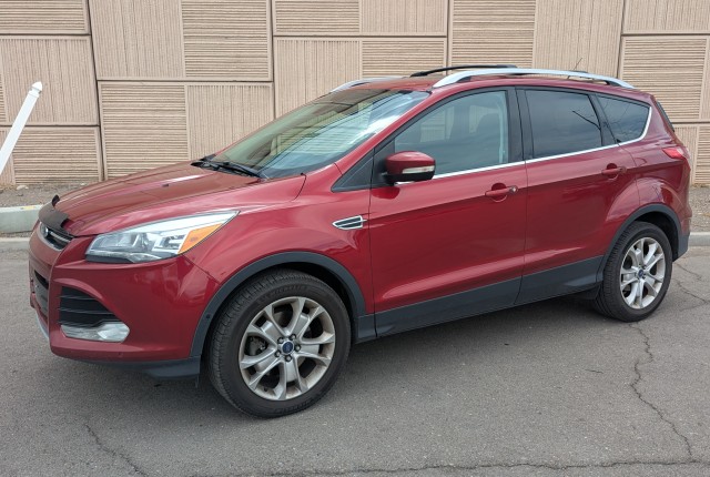  2016 Ford Escape Titanium AWD   