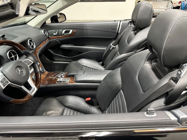 2014 Mercedes-Benz SL-Class SL 550 in , 