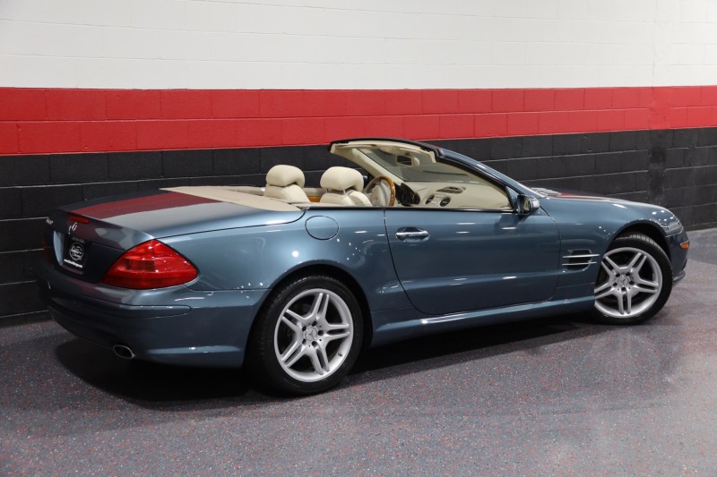 2006 Mercedes-Benz SL500 AMG Sport 2dr Convertible in , 