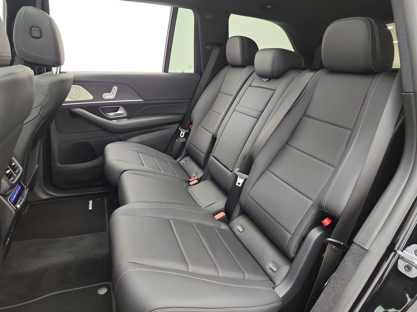 New 2026 Obsidian Black Metallic Mercedes-Benz GLS 450 4MATIC® SUV image 11