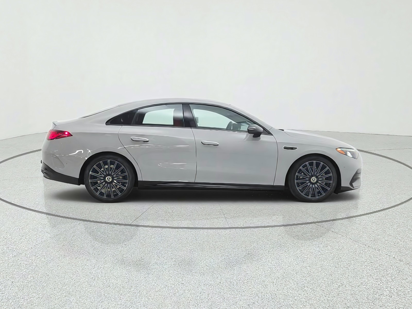 New 2027 MANUFAKTUR Alpine Grey Mercedes-Benz CLA 220 Hybrid FWD image 4