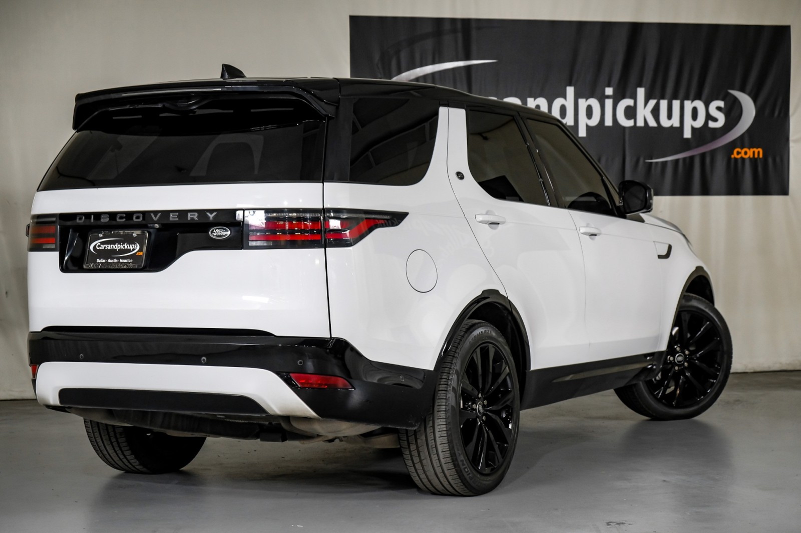 2021 Land Rover Discovery S R-Dynamic 8