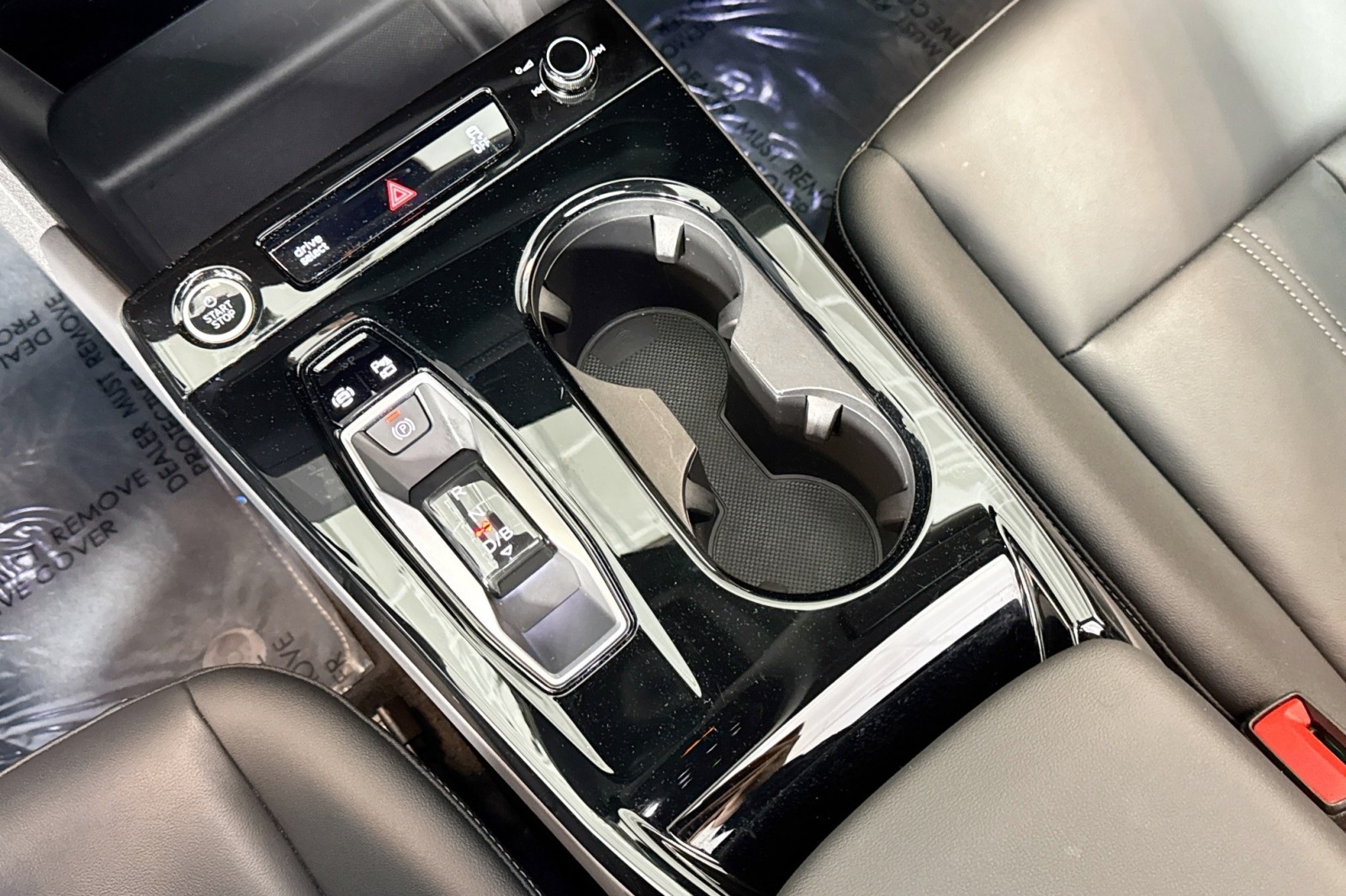 Used 2025 GLACIER WHITE Audi Premium image 15