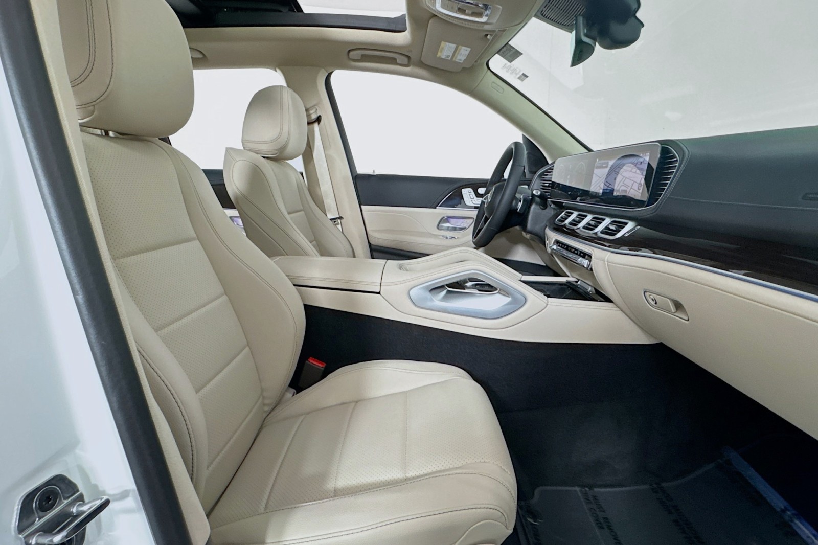 New 2026 Polar White Mercedes-Benz GLE 350 SUV image 6