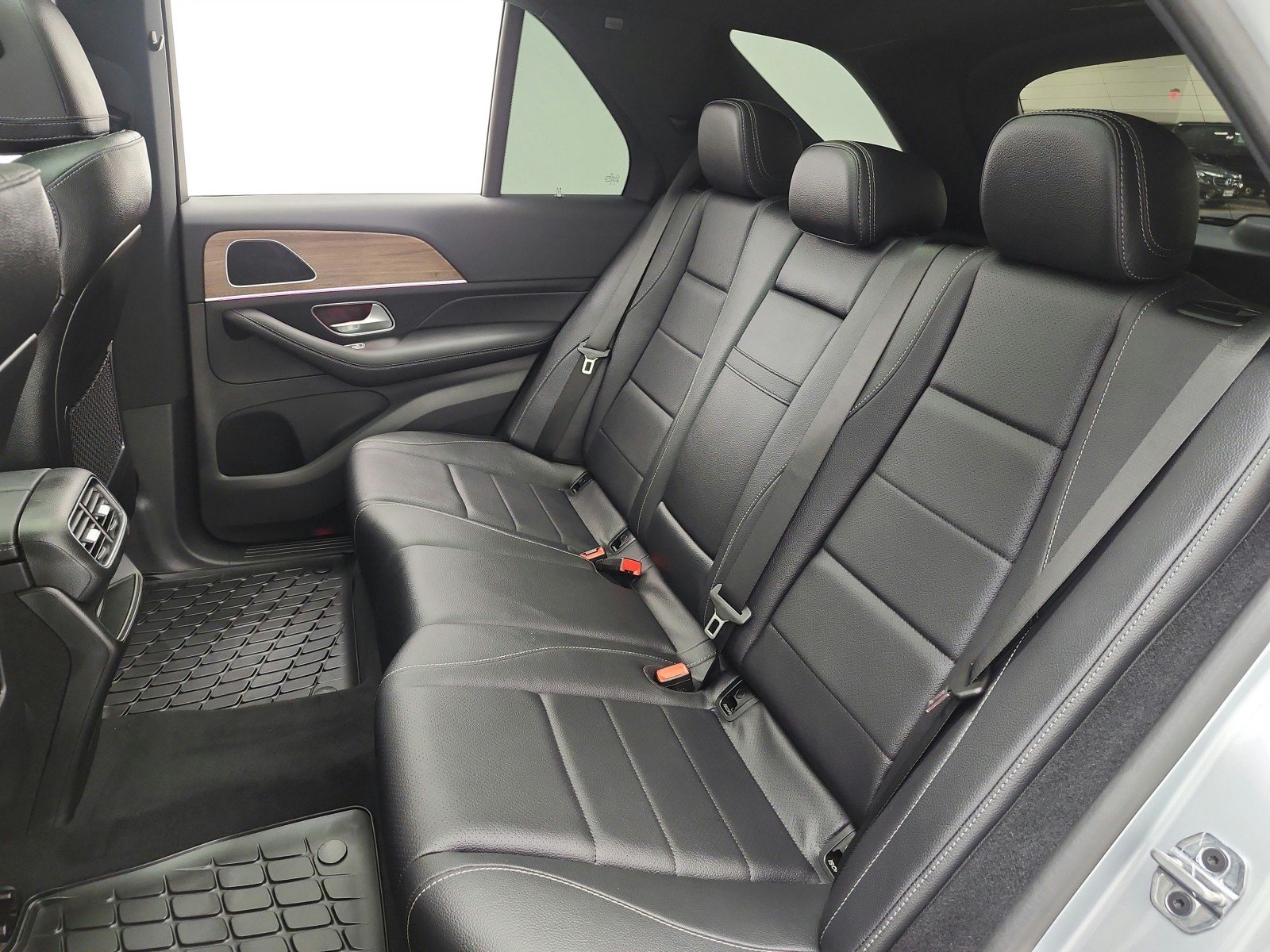 New 2026 Cirrus Silver Metallic Mercedes-Benz GLE 350 SUV image 11