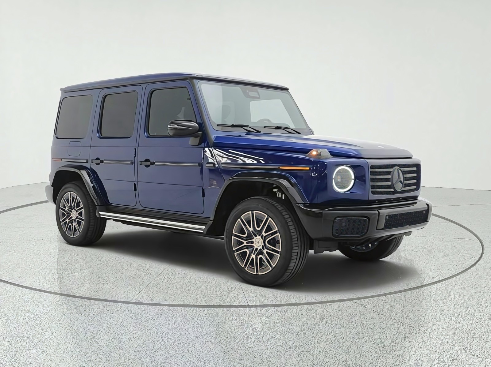 New 2027 Brilliant Blue Metallic Mercedes-Benz G 580e SUV image 3