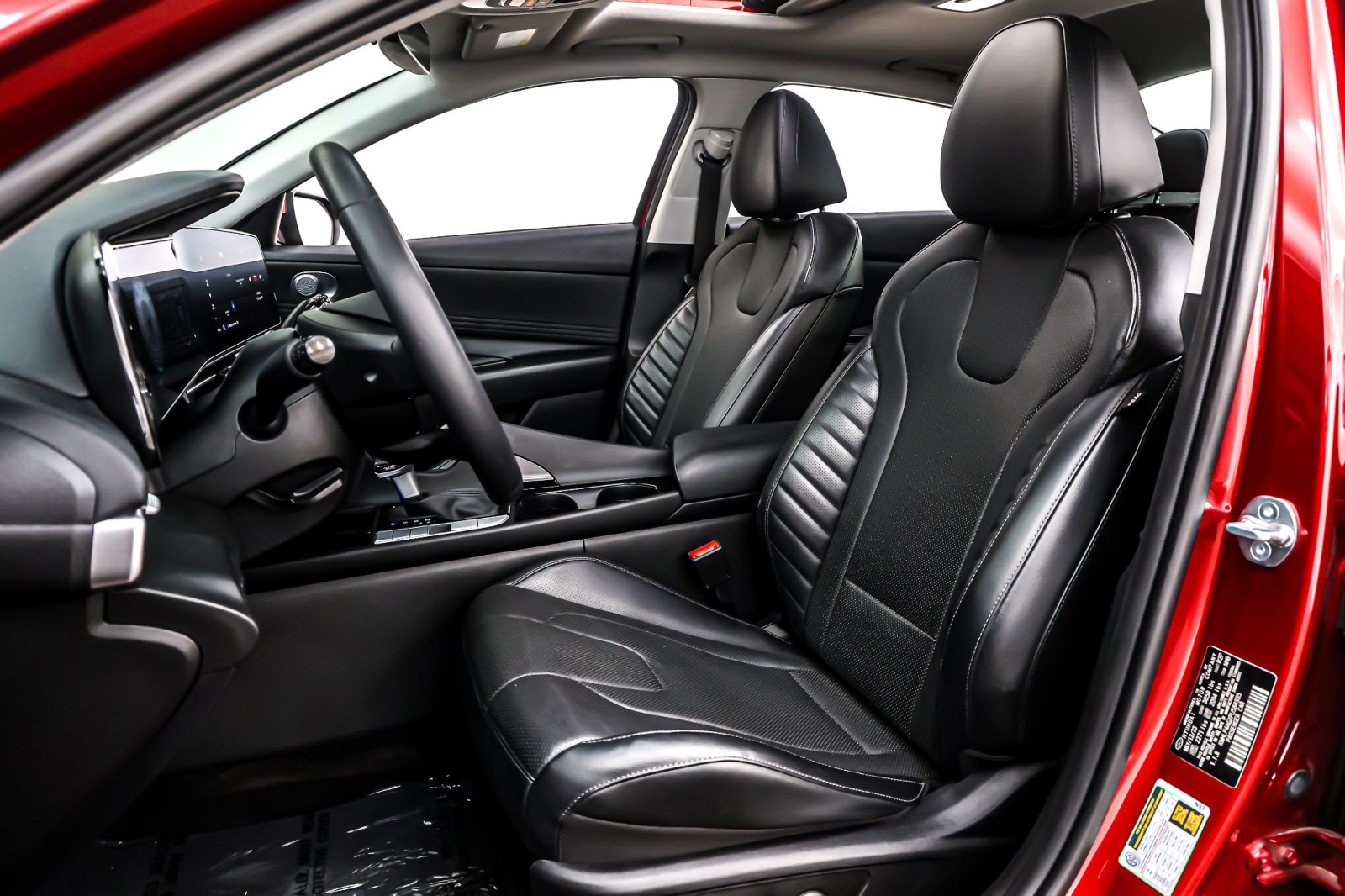 Used 2023 Ultimate Red Hyundai Limited image 17