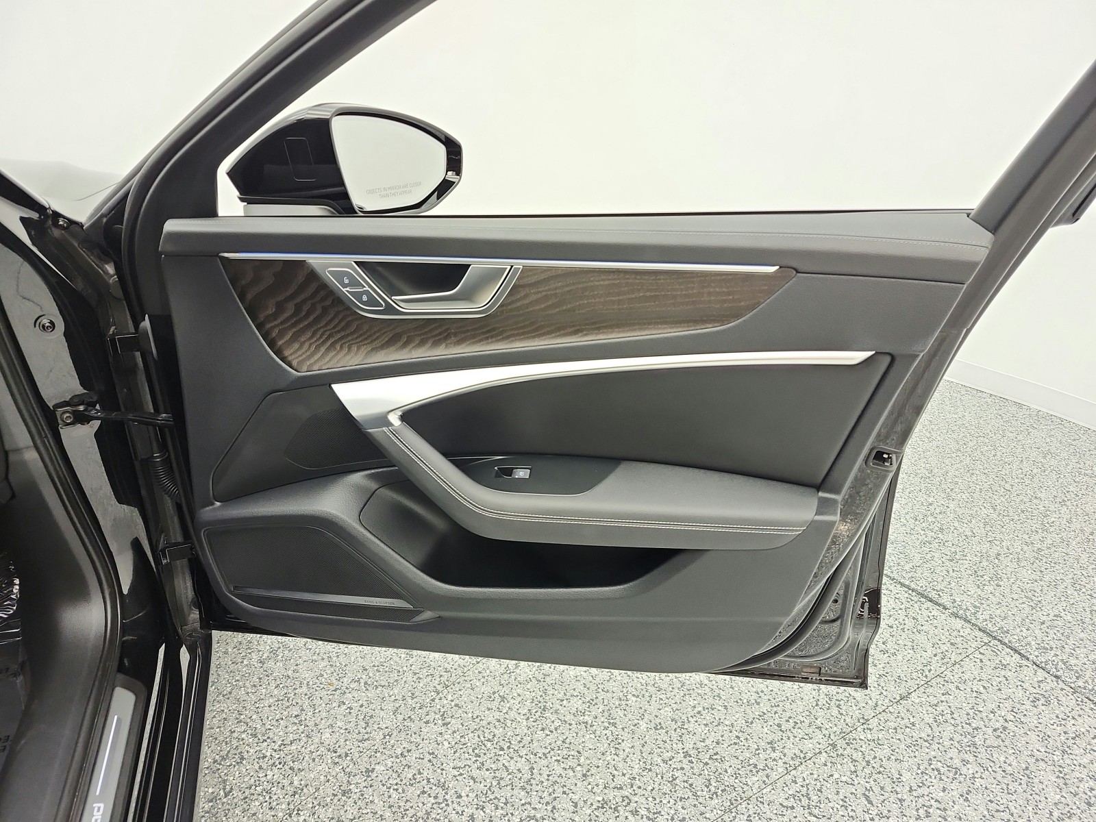 Used 2023 Mythos Black Metallic Audi 3.0 TFSI Premium Plus image 21