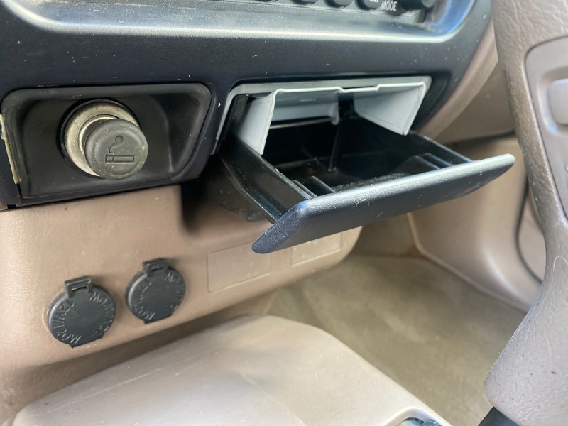 2002 Toyota Tacoma 1 OWNER AUTO AC 4 CYL in , 