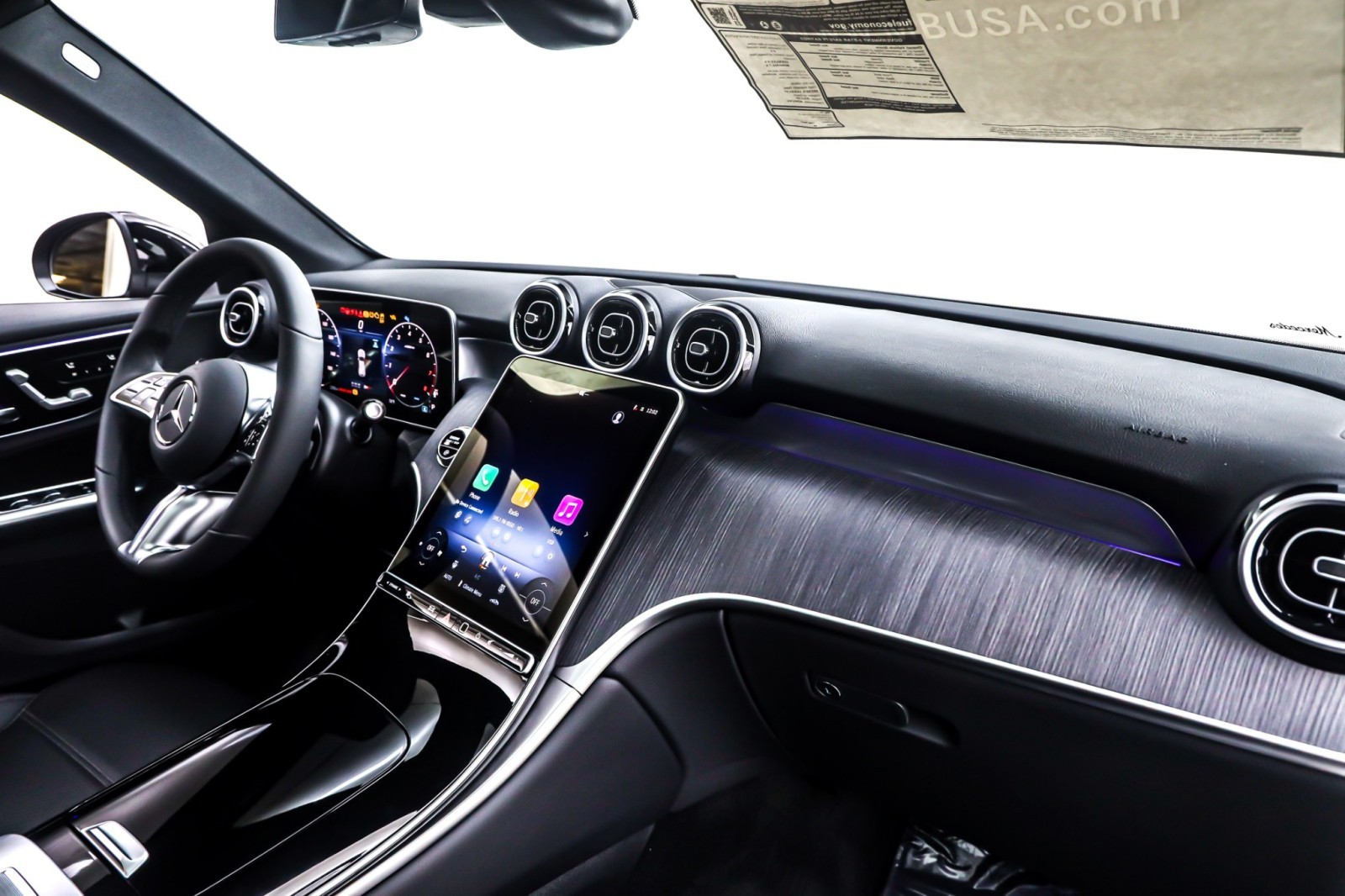 New 2026 Black Mercedes-Benz GLC 300 SUV image 5