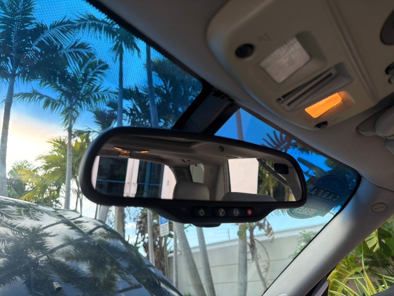 2008 Cadillac SRX SUNROOF LOW MILES 52,938 in , 