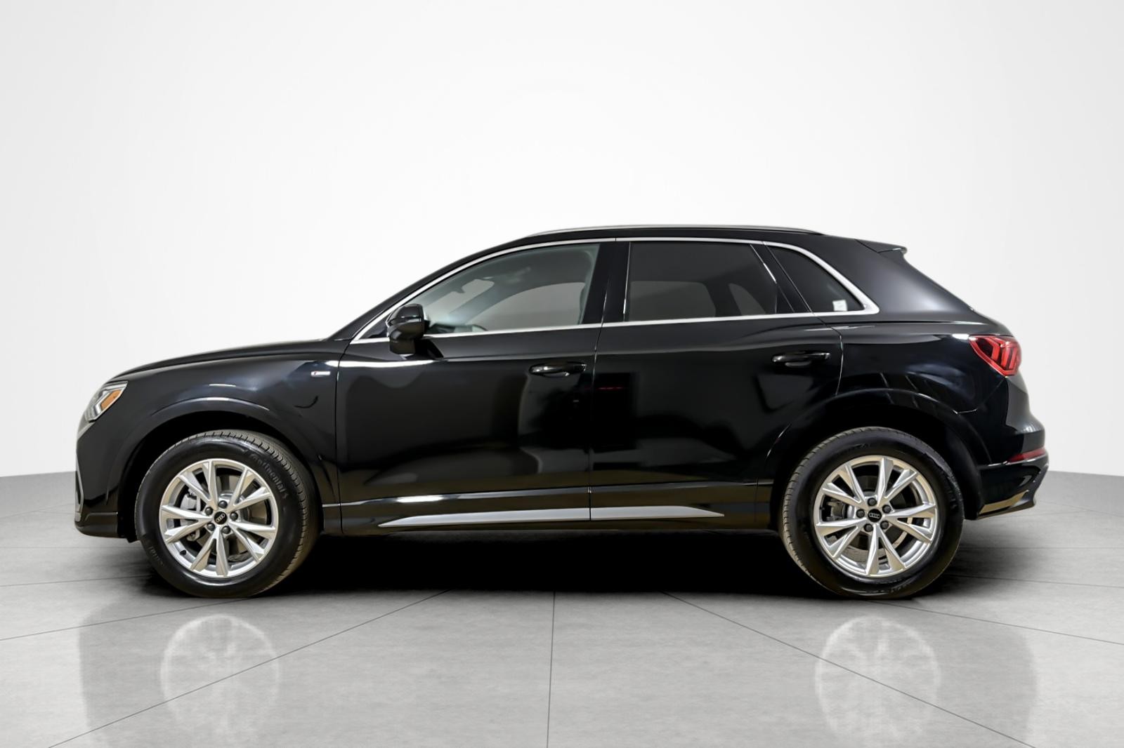 Used 2023 Mythos Black Metallic Audi S line Premium 45 TFSI quattro image 2