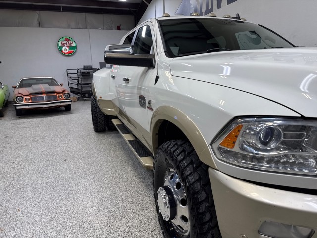 2017 Ram 3500 Laramie Longhorn 4WD Cummins MegaCab in ,