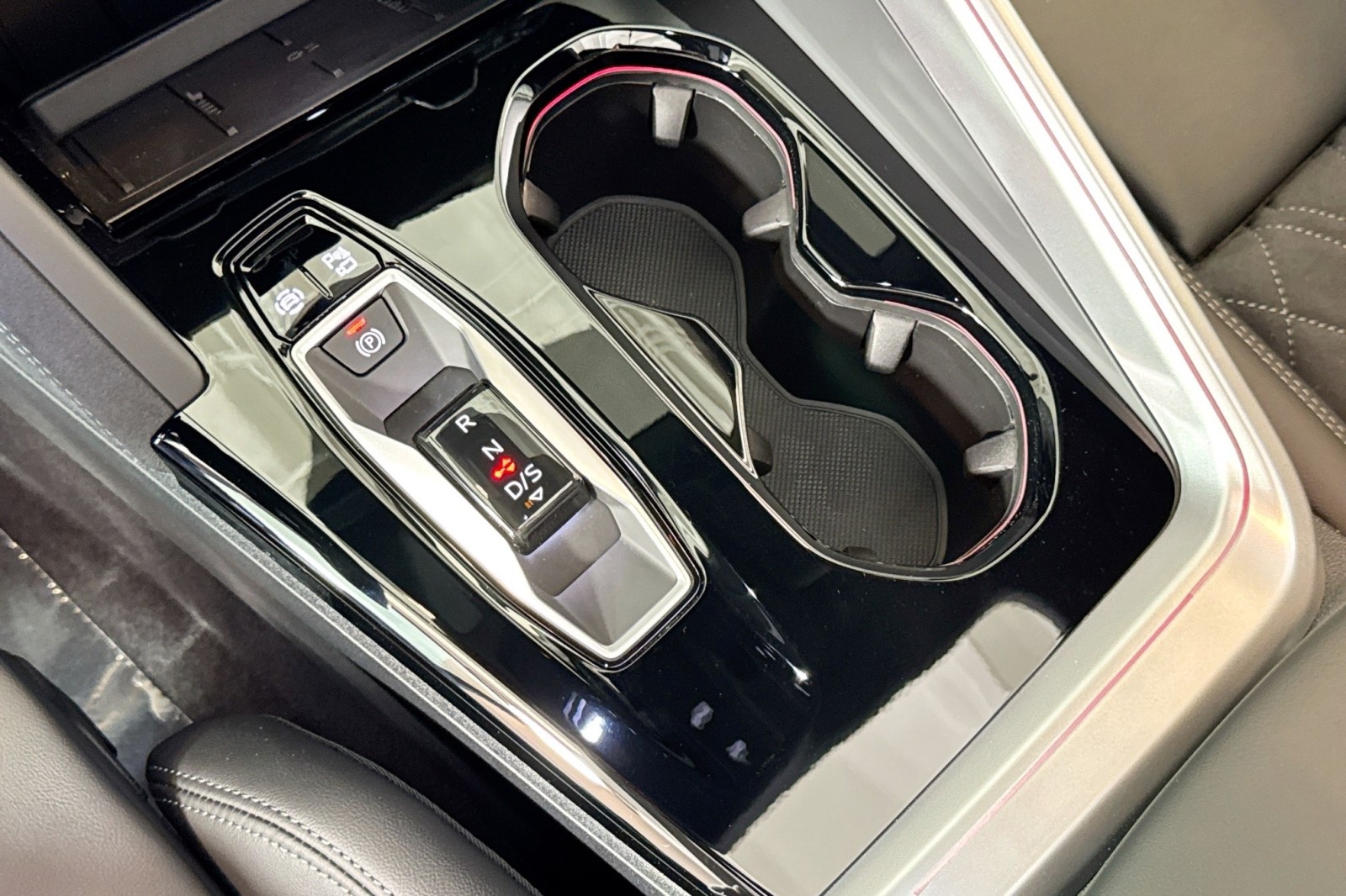 New 2025 Daytona Gray Pearl Effect Audi Premium Plus 3.0 TFSI quattro image 14