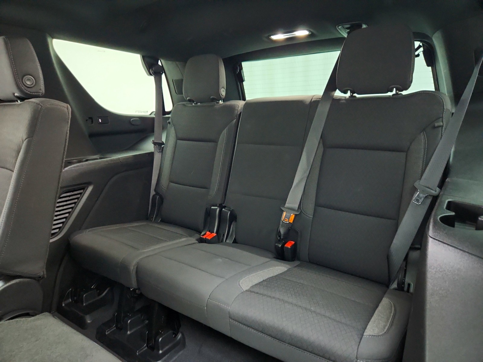 Used 2024 Summit White GMC SLE image 28